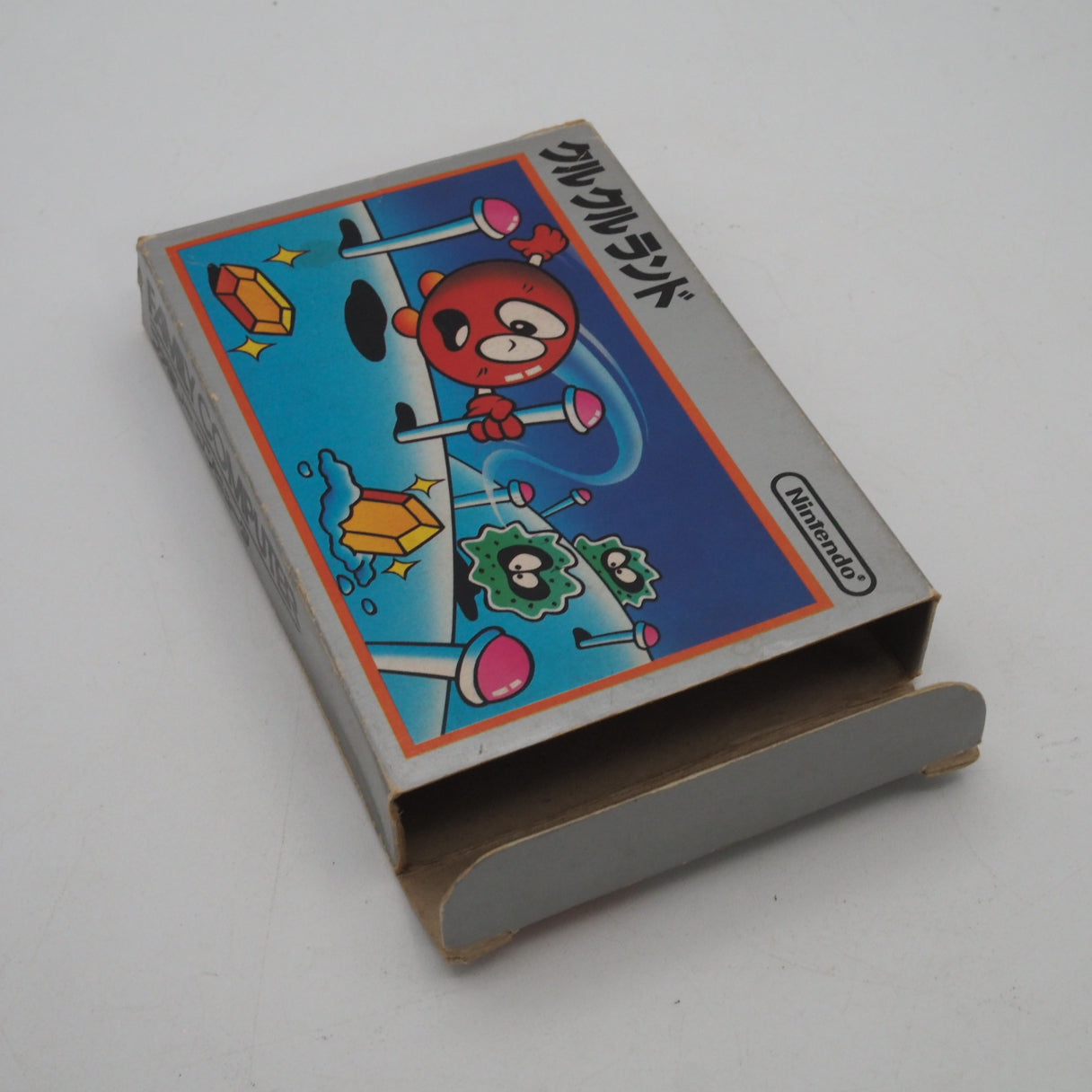 Clu Clu Land (Famicom, 1984) — a grid-based puzzle where the picture only reveals itself once you've swum across every part o — photo 6