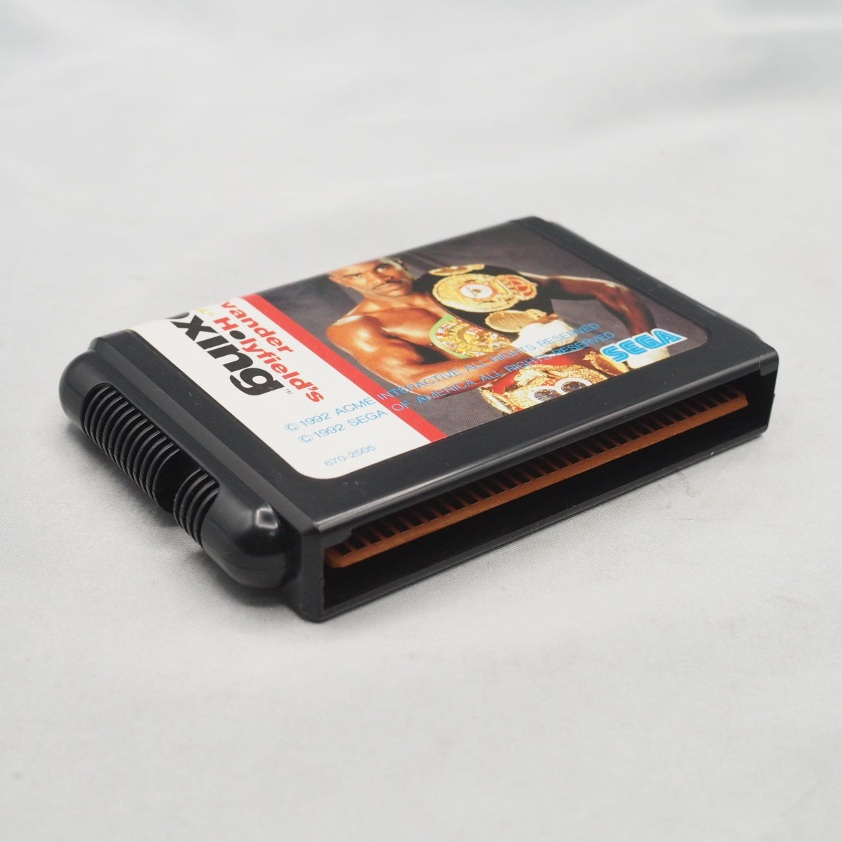 Sega's 1992 Mega Drive boxing game starring heavyweight champion Evander Holyfield, with a career mode against a roster of fi — photo 4