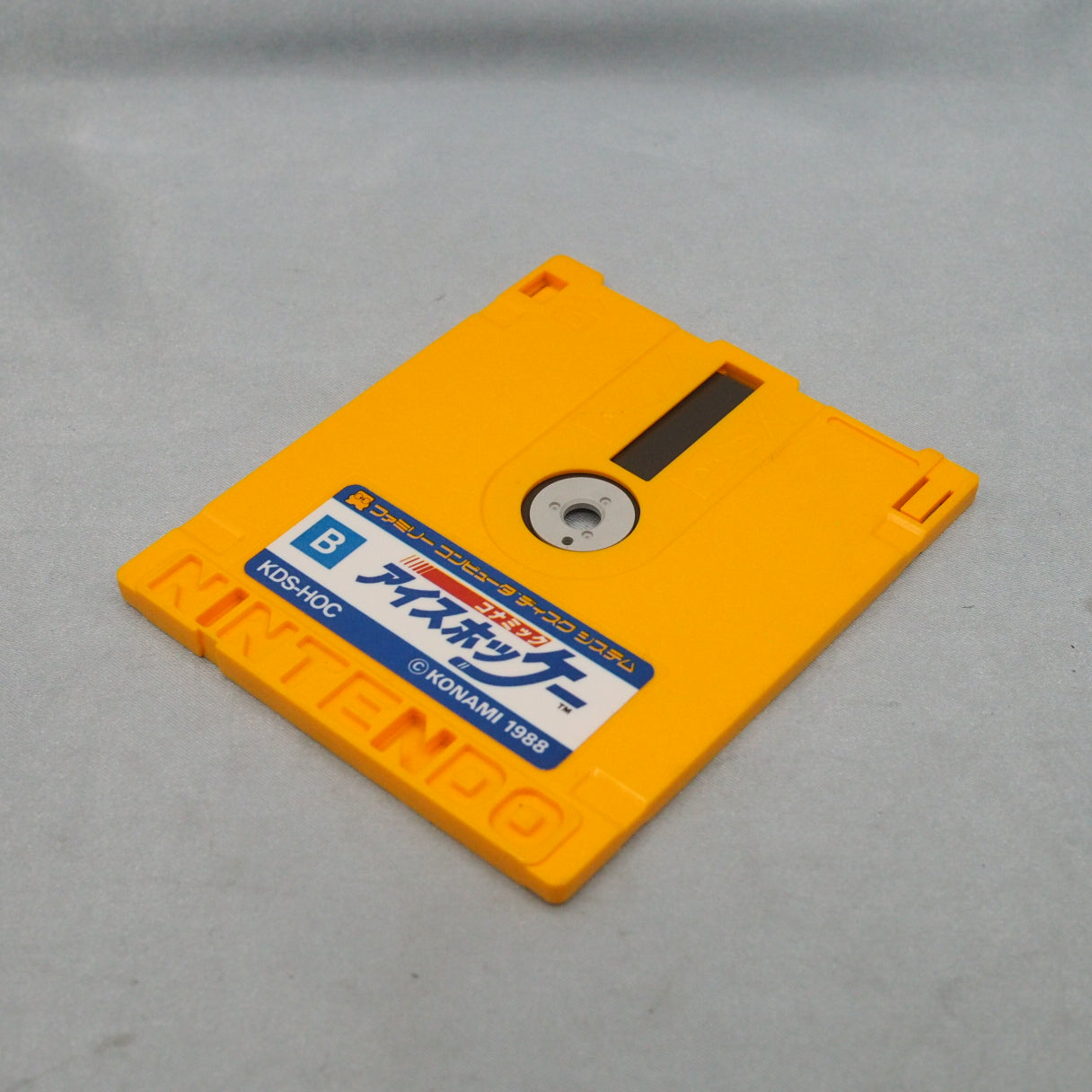 Konamic Ice Hockey (1988), Konami's Famicom Disk System hockey game, the Japanese version of Blades of Steel. — photo 6