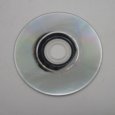 Mario Party 6 (GameCube, 2004) introduced the microphone peripheral and day/night cycle. No save battery — uses Memory Card f — photo 2